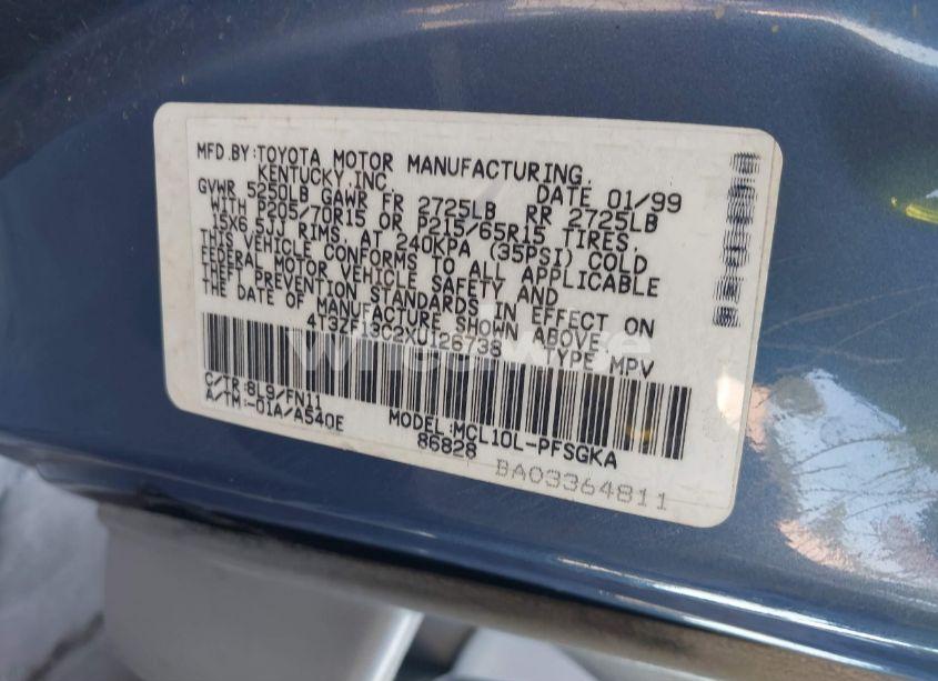 Photo 9 of 1999 Toyota Sienna LE (VIN 4T3ZF13C2XU126738)