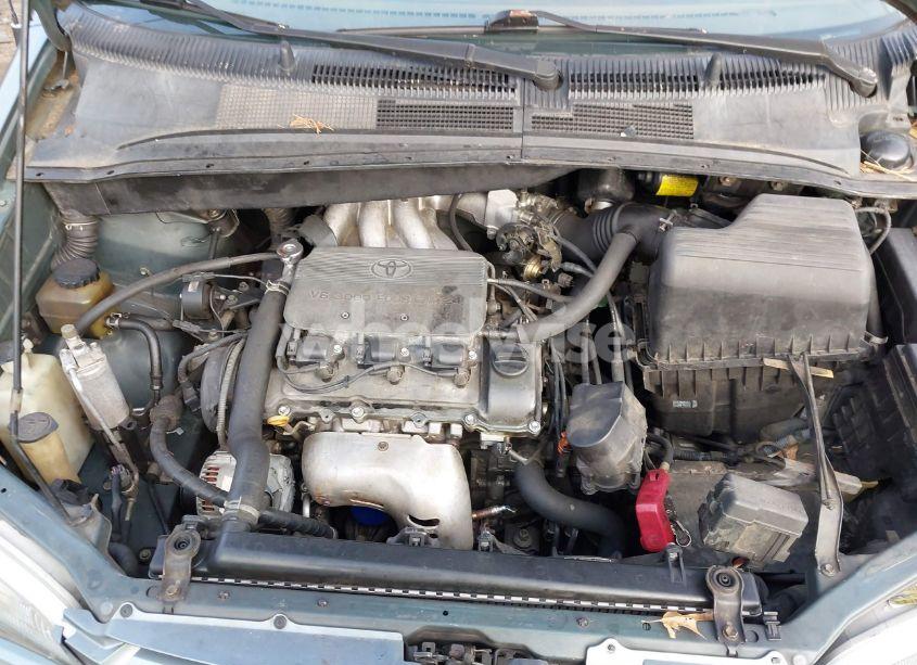 Photo 10 of 1999 Toyota Sienna LE (VIN 4T3ZF13C2XU129364)