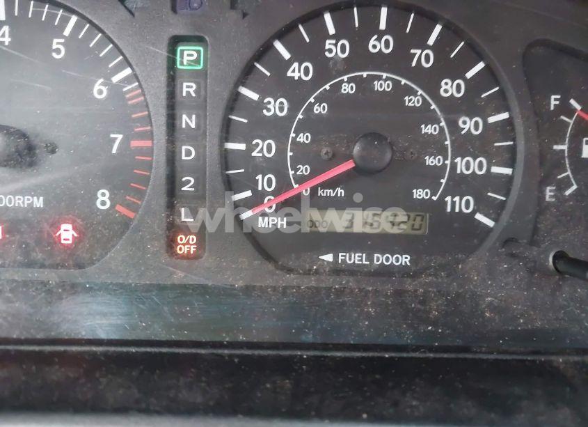 Photo 15 of 1999 Toyota Sienna LE (VIN 4T3ZF13C2XU129364)