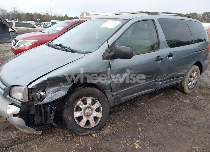 Photo 6 of 1999 Toyota Sienna LE (VIN 4T3ZF13C2XU129364)