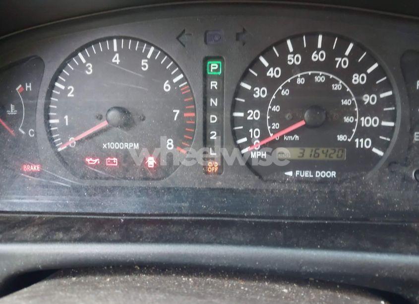 Photo 7 of 1999 Toyota Sienna LE (VIN 4T3ZF13C2XU129364)