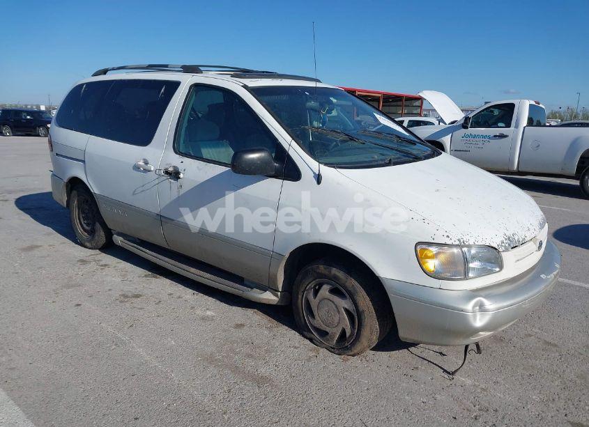 2000 Toyota Sienna XLE (VIN 4T3ZF13C2YU171440) main photo