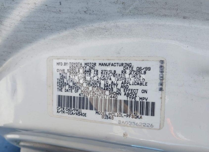 Photo 9 of 2000 Toyota Sienna XLE (VIN 4T3ZF13C2YU171440)