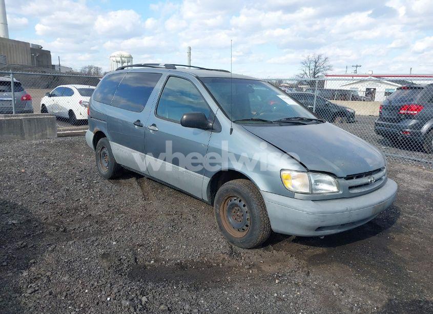 2000 Toyota Sienna LE (VIN 4T3ZF13C2YU172488) main photo