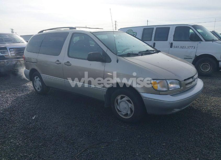 2000 Toyota Sienna XLE (VIN 4T3ZF13C2YU207708) main photo