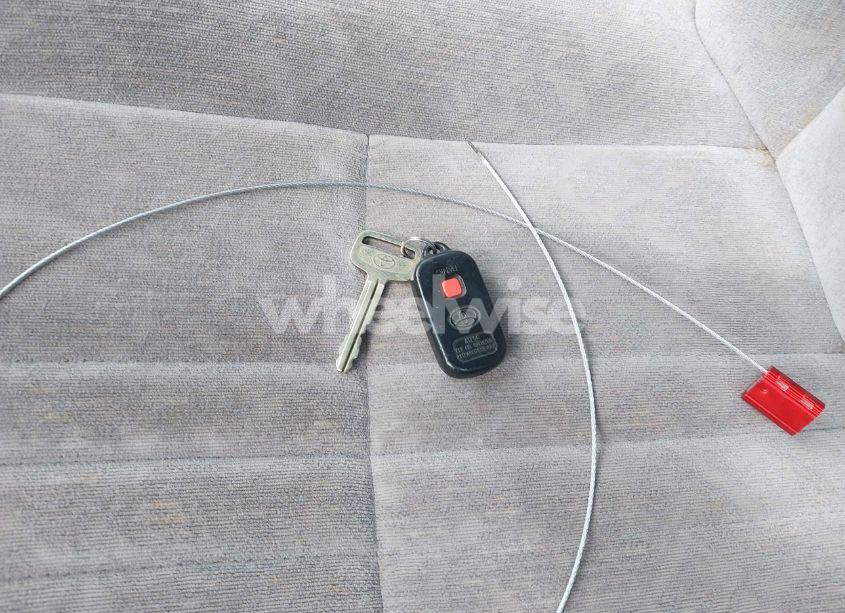 Photo 11 of 2000 Toyota Sienna LE/XLE (VIN 4T3ZF13C2YU215548)