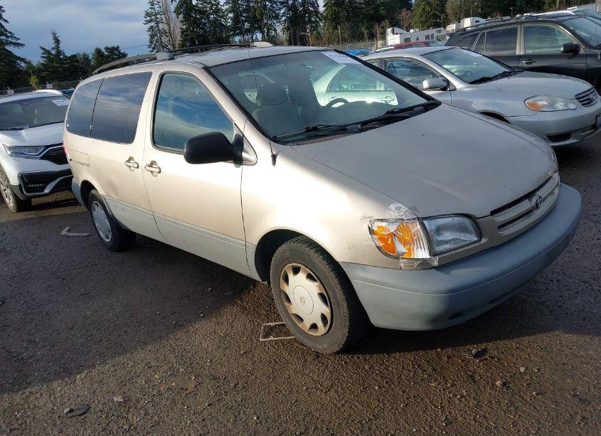 2000 Toyota Sienna LE (VIN 4T3ZF13C2YU275149) main photo