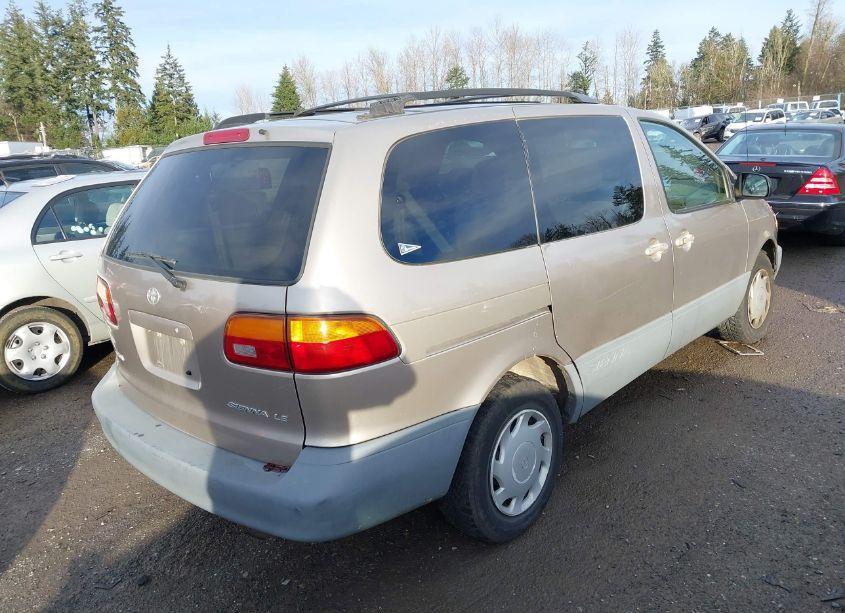 Photo 4 of 2000 Toyota Sienna LE (VIN 4T3ZF13C2YU275149)