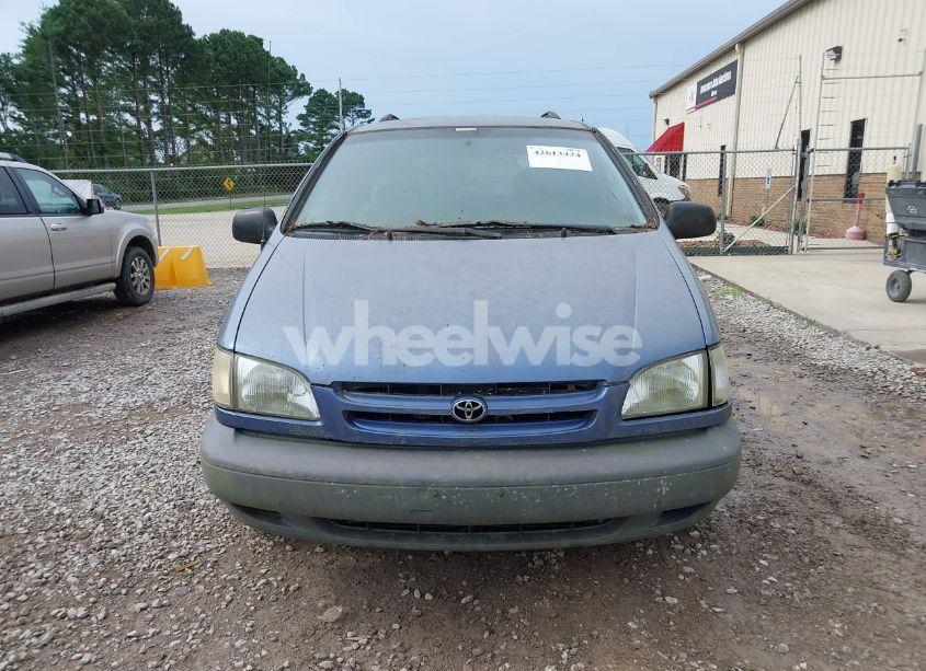 Photo 6 of 2000 Toyota Sienna LE (VIN 4T3ZF13C2YU279329)