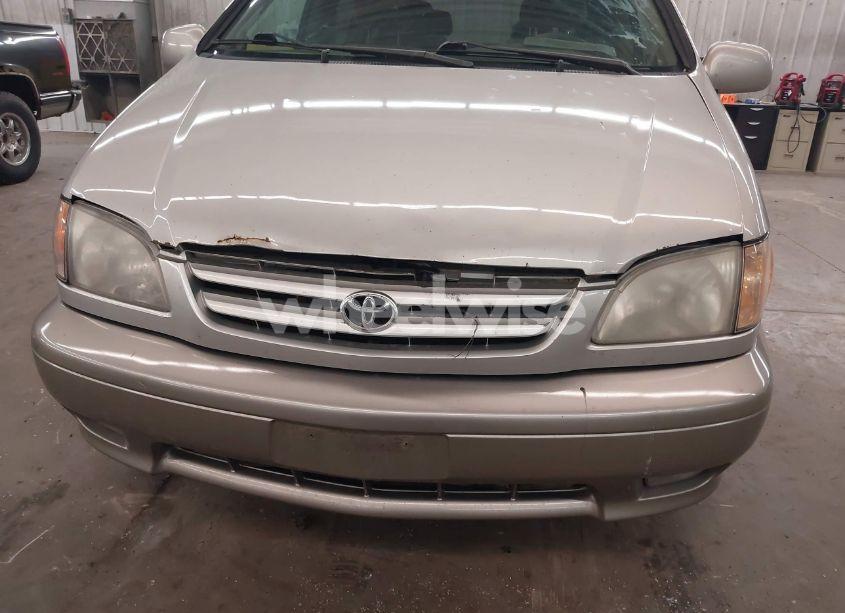 Photo 13 of 2001 Toyota Sienna XLE (VIN 4T3ZF13C31U324428)