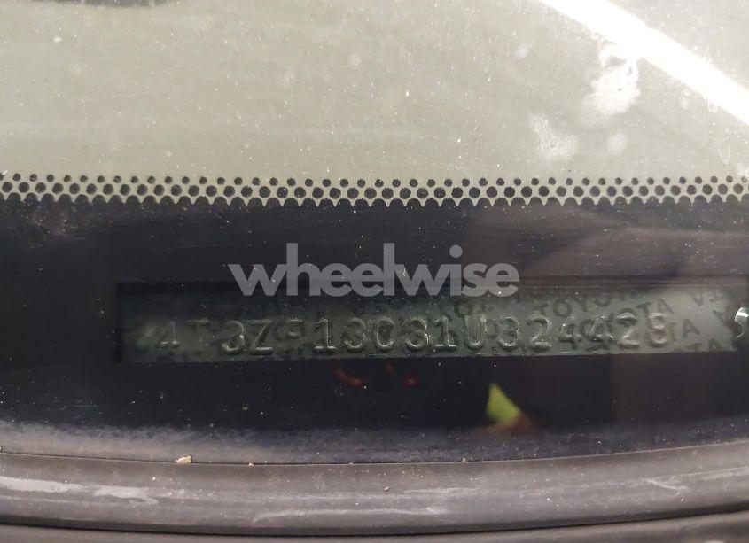 Photo 9 of 2001 Toyota Sienna XLE (VIN 4T3ZF13C31U324428)