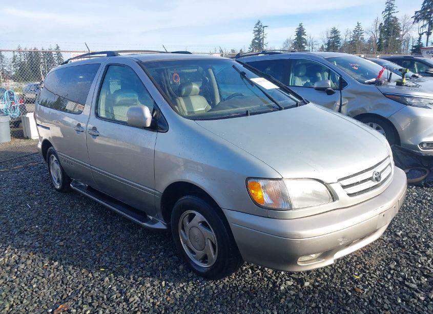2001 Toyota Sienna XLE (VIN 4T3ZF13C31U348969) main photo