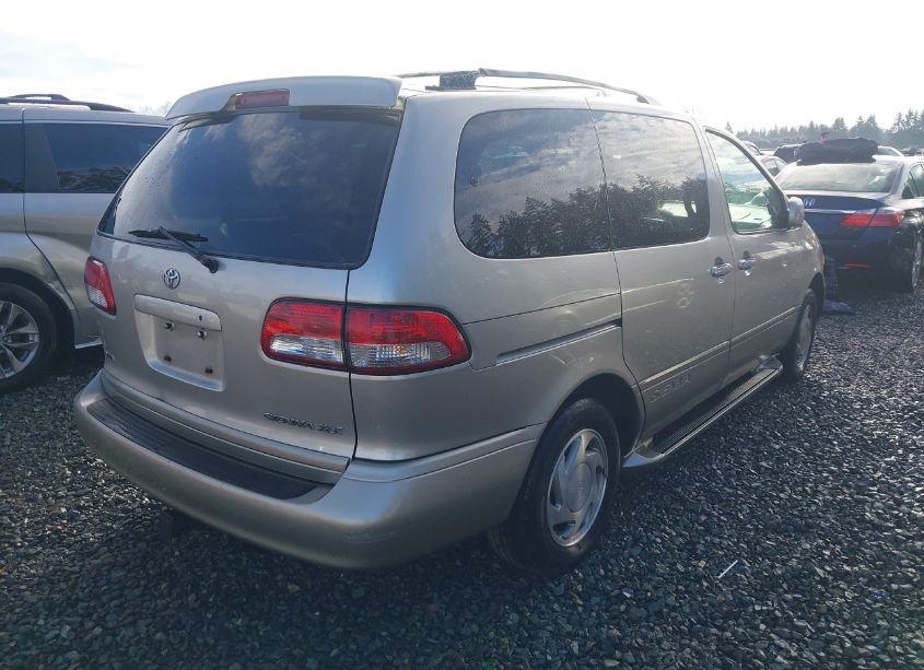 Photo 4 of 2001 Toyota Sienna XLE (VIN 4T3ZF13C31U348969)