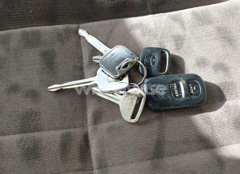 Photo 11 of 2002 Toyota Sienna LE (VIN 4T3ZF13C32U438723)