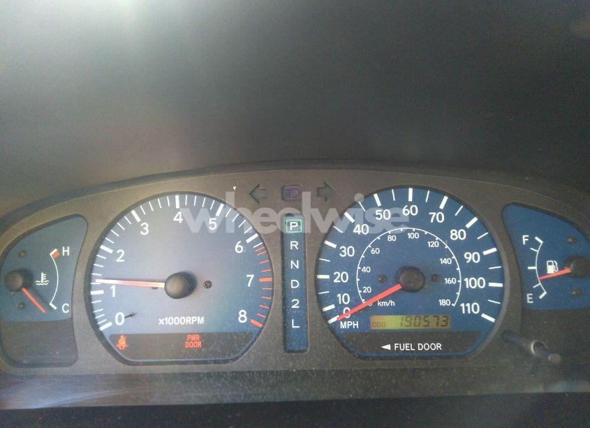 Photo 7 of 2002 Toyota Sienna LE (VIN 4T3ZF13C32U457529)