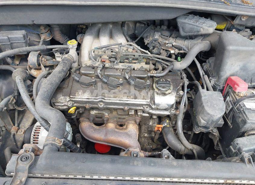 Photo 10 of 2002 Toyota Sienna XLE (VIN 4T3ZF13C32U484679)