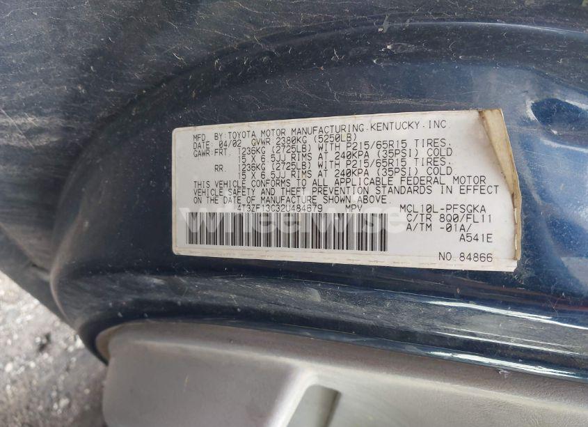 Photo 9 of 2002 Toyota Sienna XLE (VIN 4T3ZF13C32U484679)