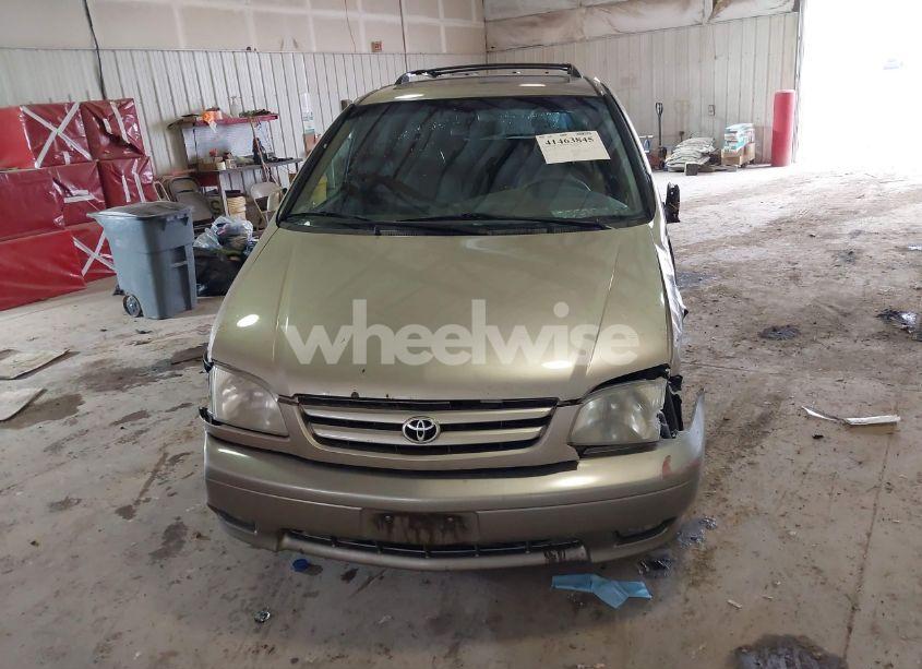 Photo 12 of 2003 Toyota Sienna XLE (VIN 4T3ZF13C33U516712)