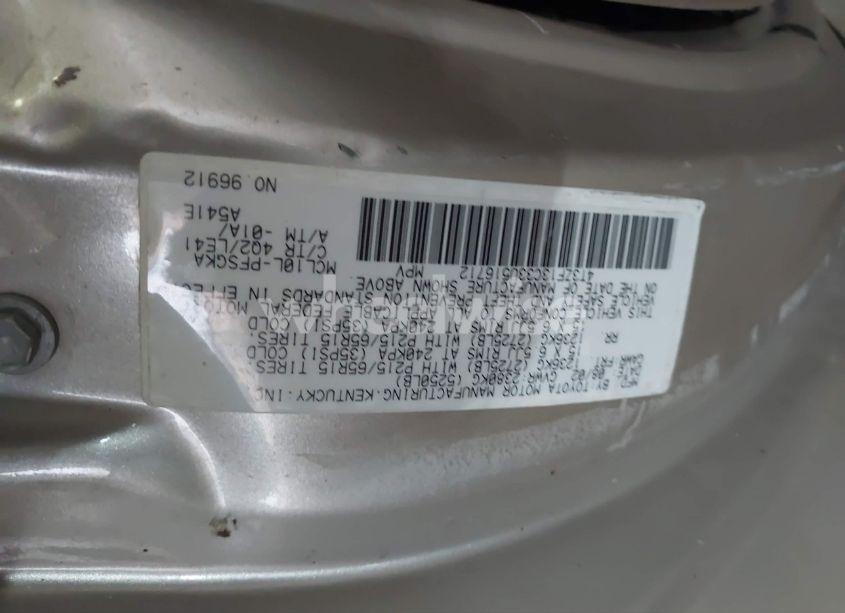 Photo 9 of 2003 Toyota Sienna XLE (VIN 4T3ZF13C33U516712)
