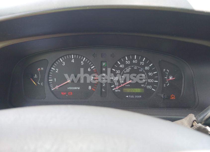 Photo 7 of 1998 Toyota Sienna LE (VIN 4T3ZF13C3WU040160)