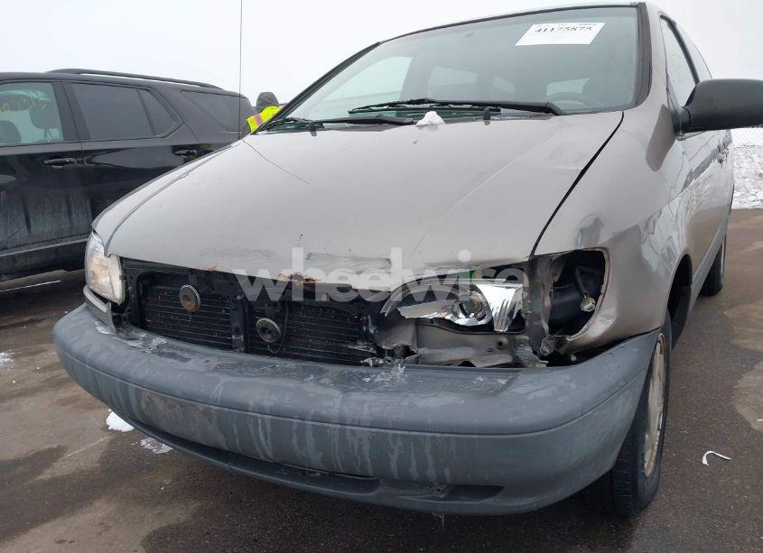 Photo 6 of 1999 Toyota Sienna LE (VIN 4T3ZF13C3XU128627)