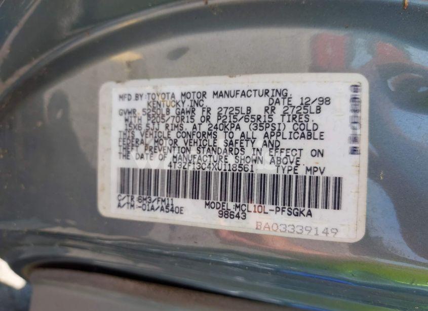 Photo 9 of 1999 Toyota Sienna XLE (VIN 4T3ZF13C4XU118561)