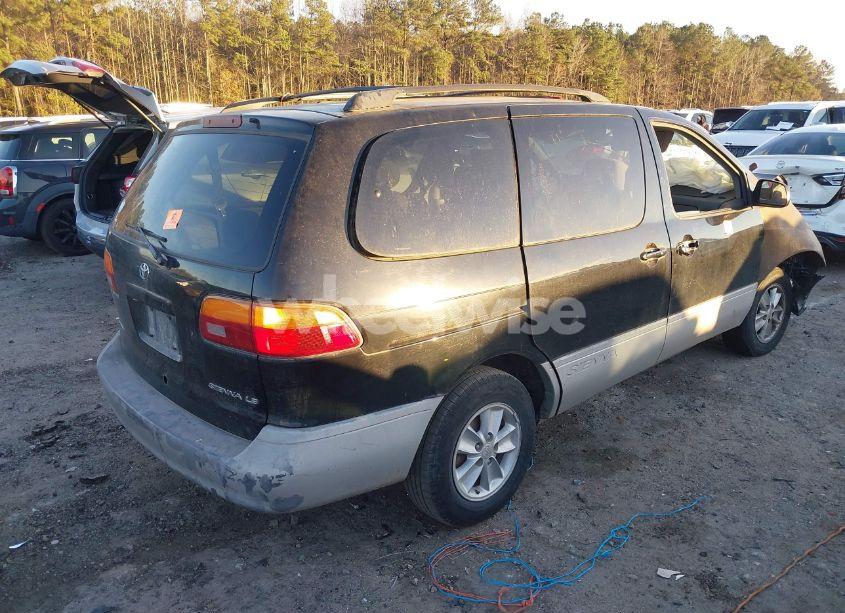 Photo 4 of 2000 Toyota Sienna LE (VIN 4T3ZF13C4YU193696)