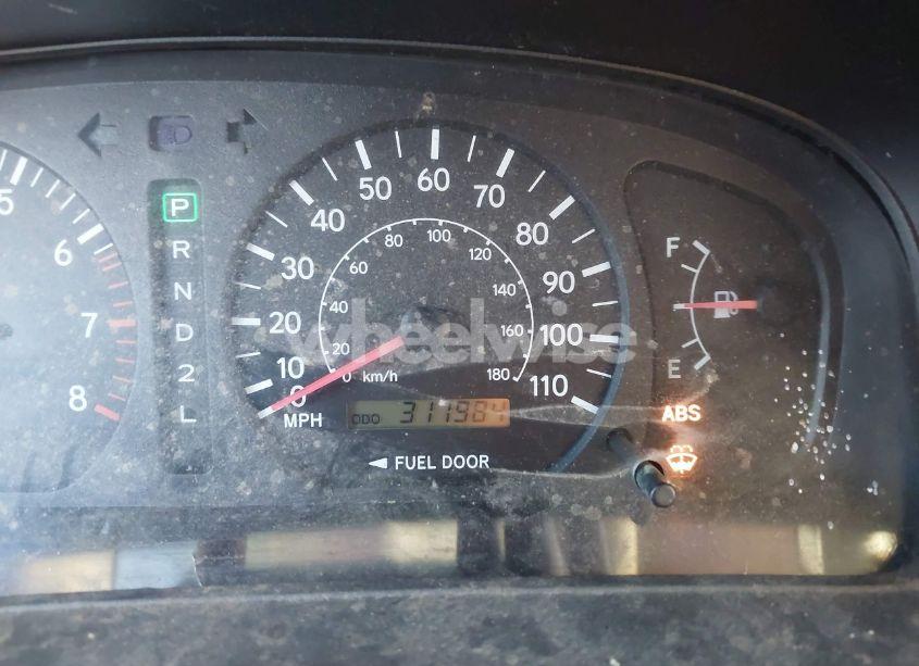 Photo 7 of 2000 Toyota Sienna LE (VIN 4T3ZF13C4YU193696)