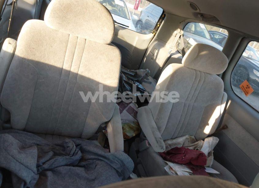 Photo 8 of 2000 Toyota Sienna LE (VIN 4T3ZF13C4YU193696)