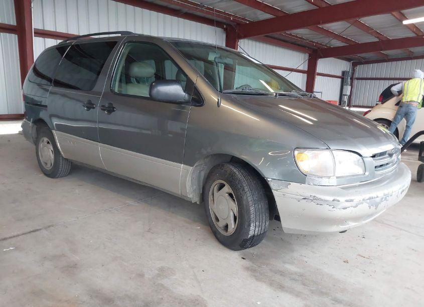 2000 Toyota Sienna XLE (VIN 4T3ZF13C4YU274357) main photo