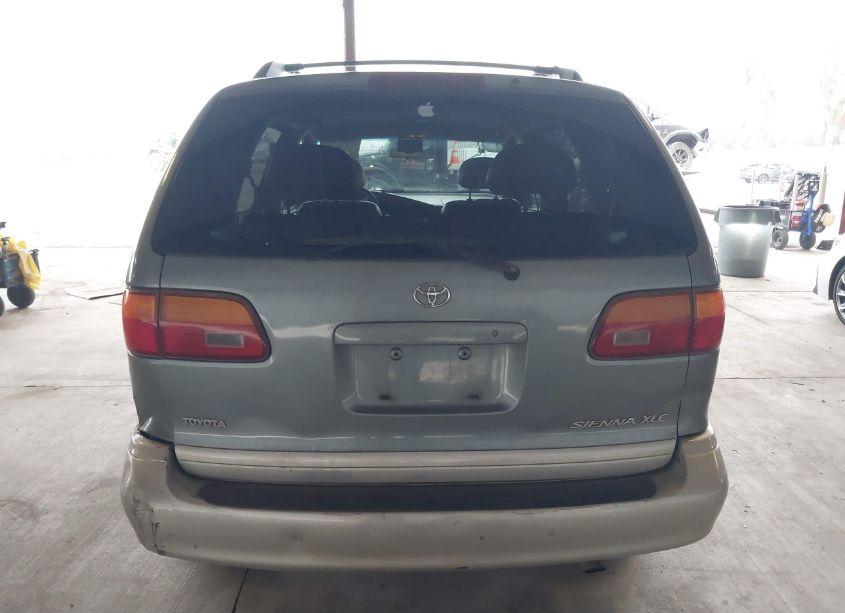 Photo 16 of 2000 Toyota Sienna XLE (VIN 4T3ZF13C4YU274357)