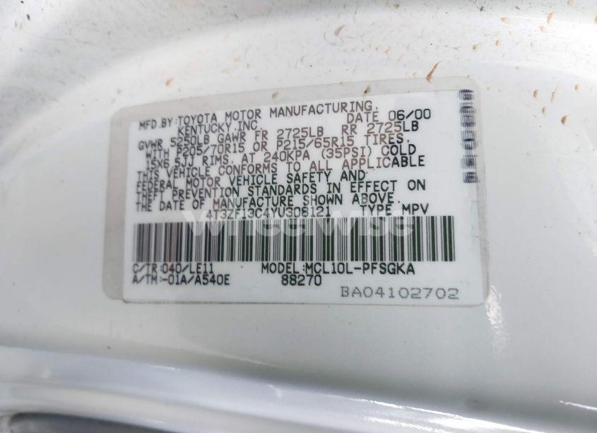 Photo 9 of 2000 Toyota Sienna XLE (VIN 4T3ZF13C4YU308121)