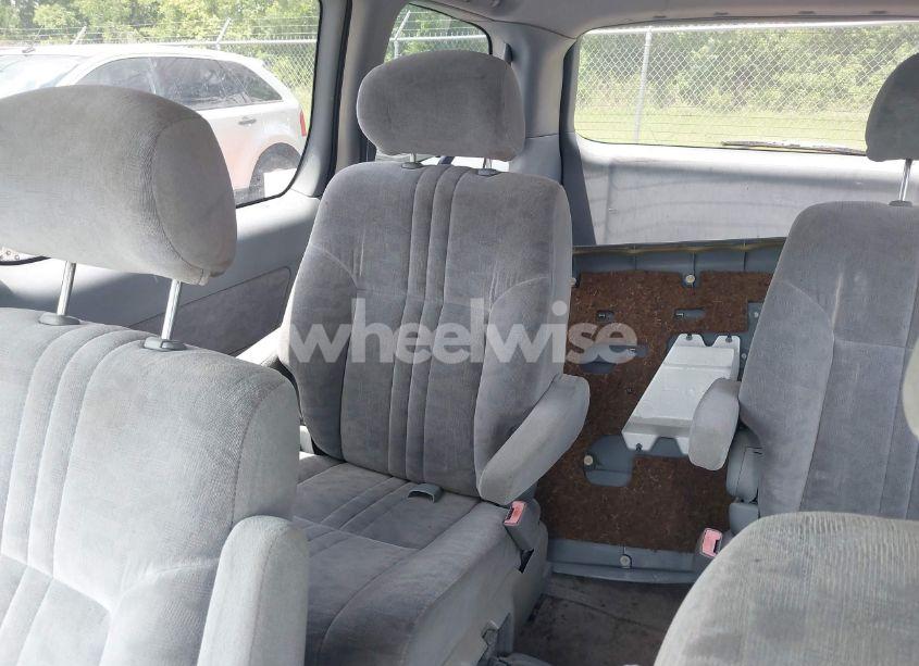 Photo 8 of 2002 Toyota Sienna LE (VIN 4T3ZF13C52U437850)