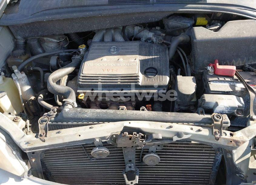 Photo 10 of 2002 Toyota Sienna LE (VIN 4T3ZF13C52U450825)