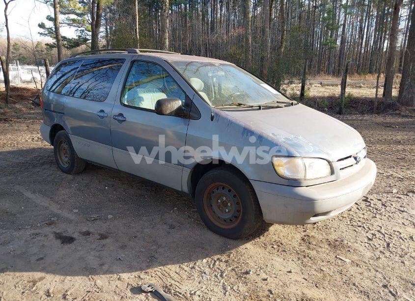 2000 Toyota Sienna LE (VIN 4T3ZF13C5YU181671) main photo