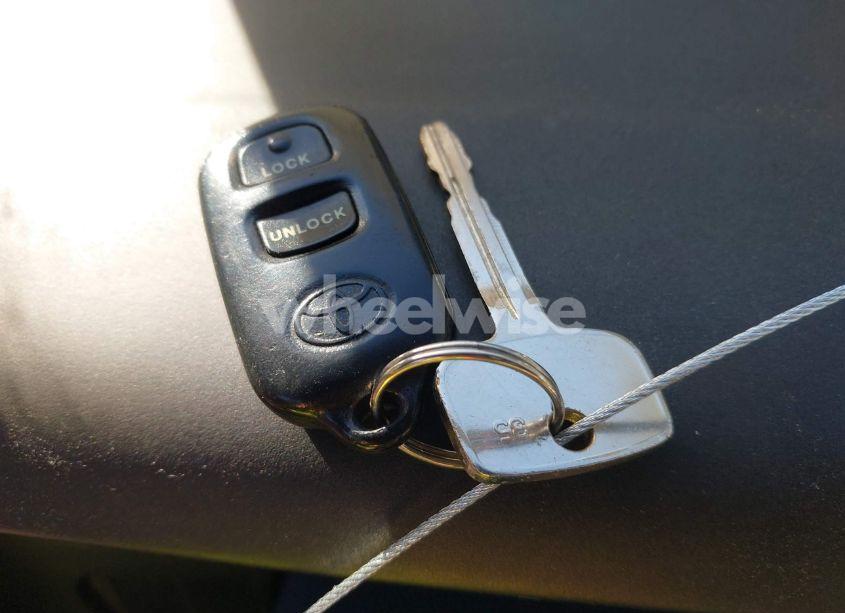 Photo 11 of 2000 Toyota Sienna LE (VIN 4T3ZF13C5YU181671)