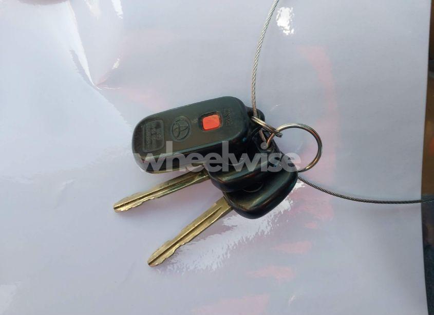 Photo 11 of 2000 Toyota Sienna XLE (VIN 4T3ZF13C5YU318561)