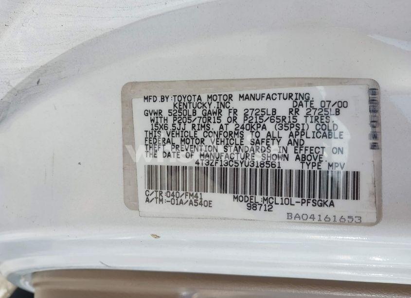 Photo 9 of 2000 Toyota Sienna XLE (VIN 4T3ZF13C5YU318561)