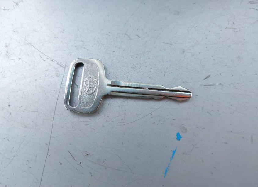 Photo 11 of 2001 Toyota Sienna LE (VIN 4T3ZF13C61U336878)