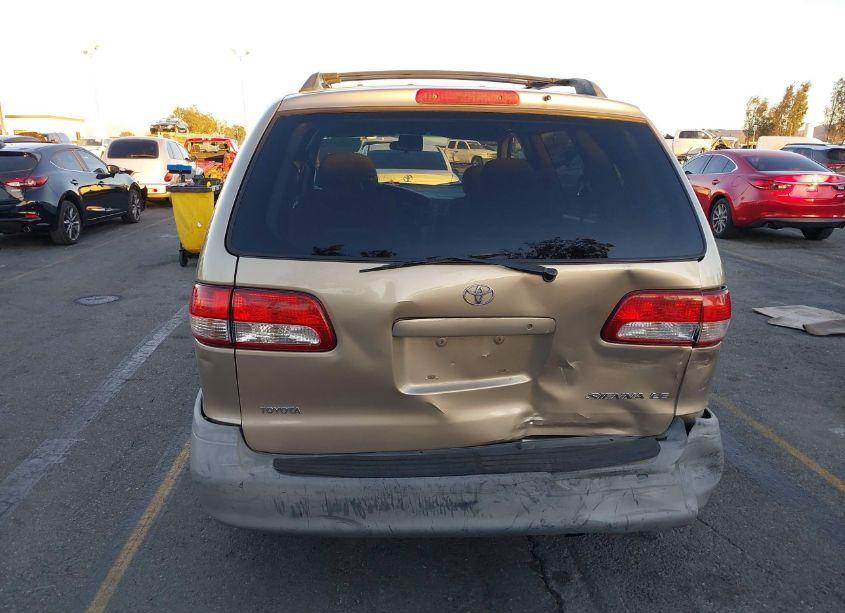 Photo 16 of 2001 Toyota Sienna LE (VIN 4T3ZF13C61U336878)