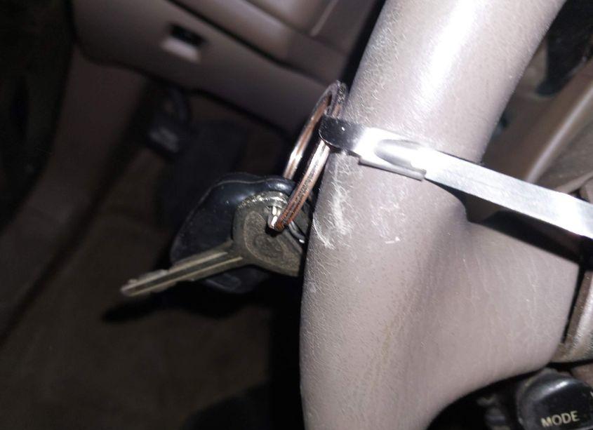 Photo 11 of 2001 Toyota Sienna LE (VIN 4T3ZF13C61U367130)