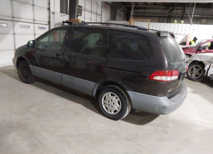 Photo 3 of 2001 Toyota Sienna LE (VIN 4T3ZF13C61U367130)