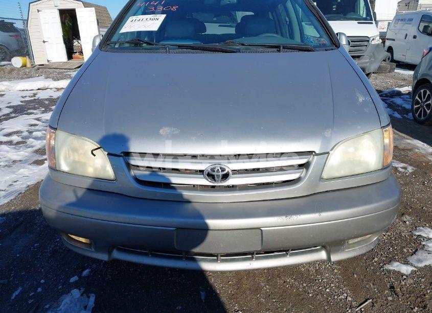 Photo 6 of 2002 Toyota Sienna XLE (VIN 4T3ZF13C62U496793)