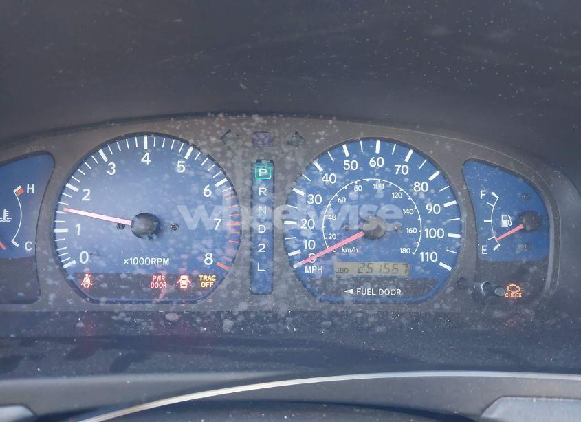 Photo 7 of 2002 Toyota Sienna XLE (VIN 4T3ZF13C62U496793)