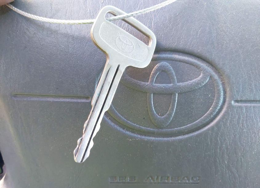 Photo 11 of 2003 Toyota Sienna LE (VIN 4T3ZF13C63U518020)