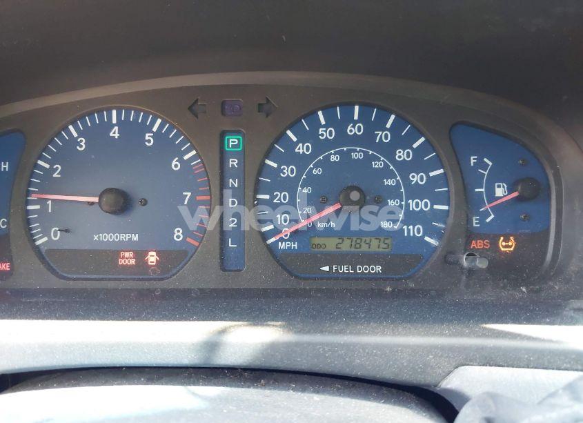 Photo 7 of 2003 Toyota Sienna LE/XLE (VIN 4T3ZF13C63U518454)