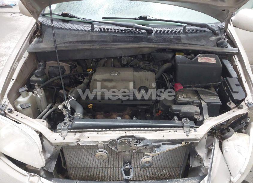 Photo 10 of 2003 Toyota Sienna LE (VIN 4T3ZF13C63U533939)