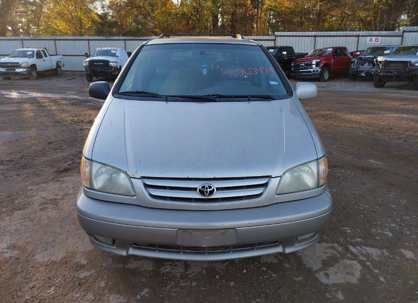 Photo 6 of 2003 Toyota Sienna XLE (VIN 4T3ZF13C63U542186)