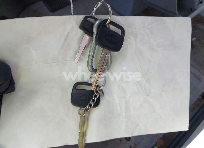 Photo 11 of 1999 Toyota Sienna LE/XLE (VIN 4T3ZF13C6XU159760)