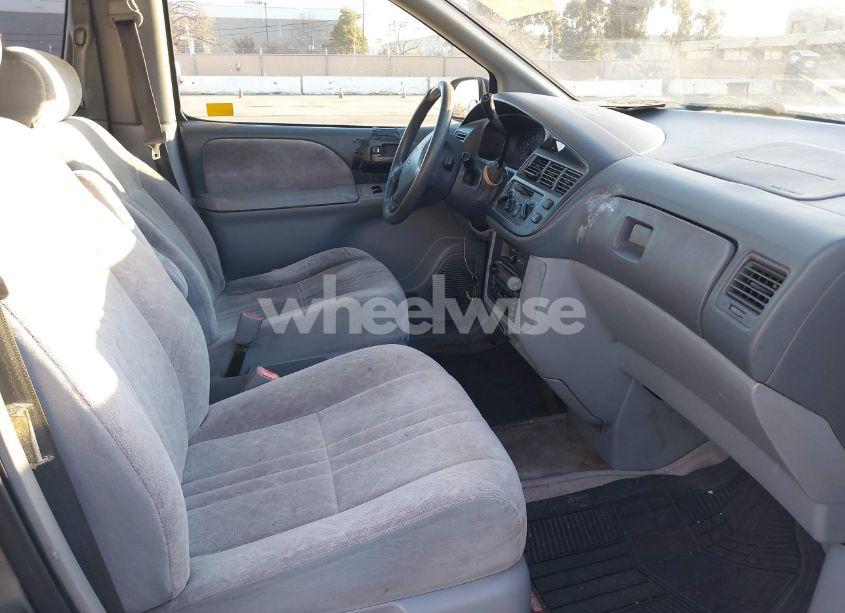 Photo 5 of 2000 Toyota Sienna LE (VIN 4T3ZF13C6YU192324)